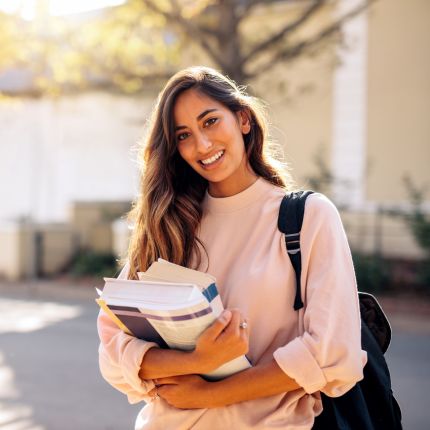 ¿Por qué las Clases Particulares Online Son Ideales para Universitarios?